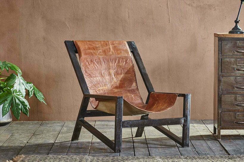 550.0 Mid Century Style Pair Of Iron & Leather Lounge Chairs photo