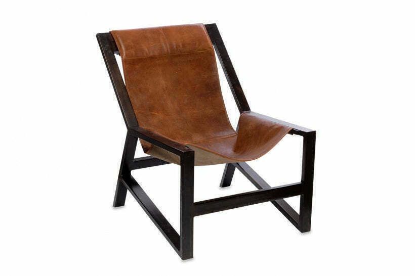 photo vinterior Mid Century Style Pair Of Iron & Leather Lounge Chairs