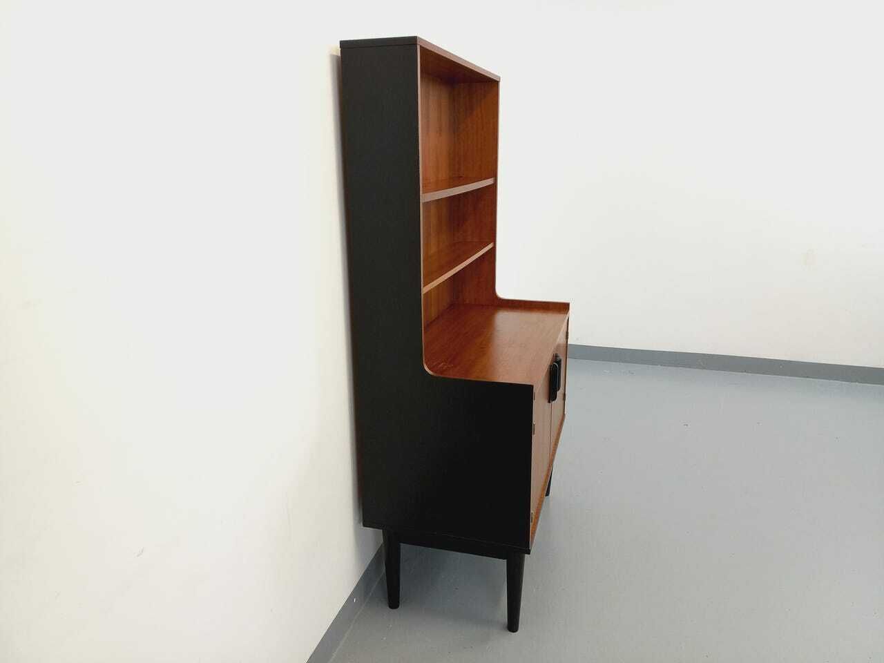 Bibliothèque scandinave en teck et bois laqué noir photo Mobilier