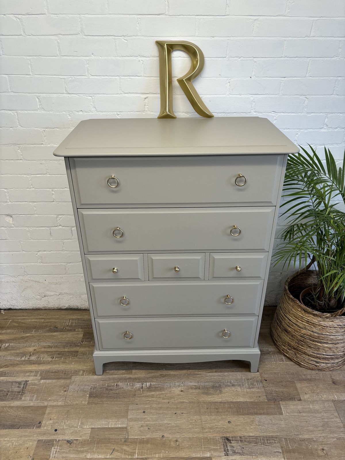 Stag Minstrel Tallboy Chest Of Drawers Painted Greige photo vinterior