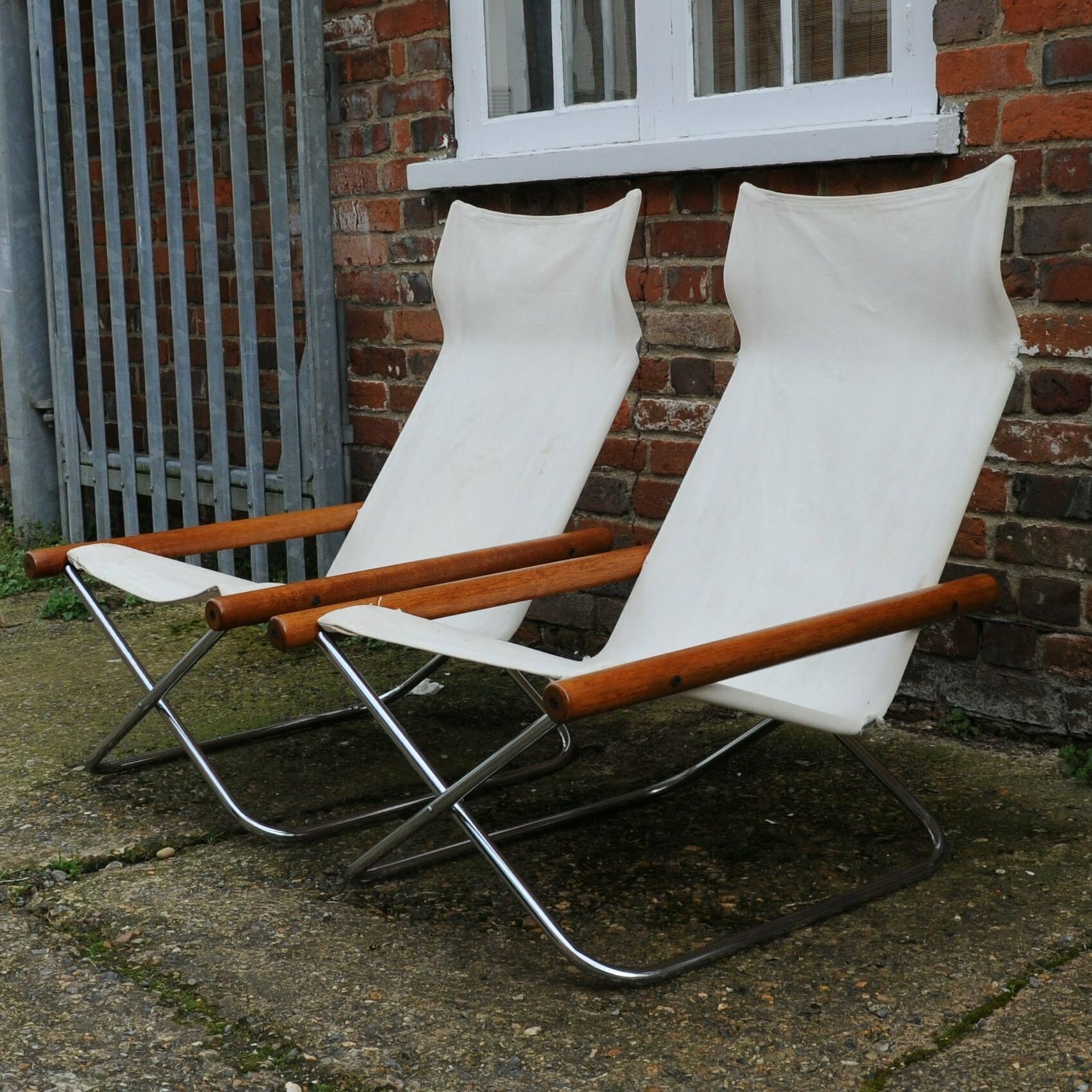 White Canvas Ny Chairs By Takeshi Nii, Japan, 1950s, Set Of 2 photo for sale