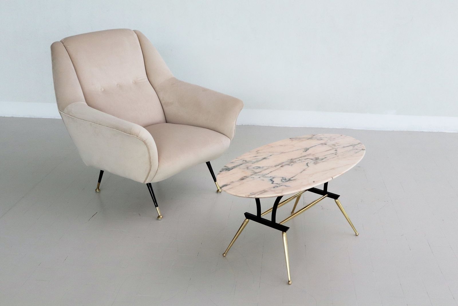 Italian Midcentury Coffee Table With Pink And Grey Marble And Brass Feet, 1950s photo for sale