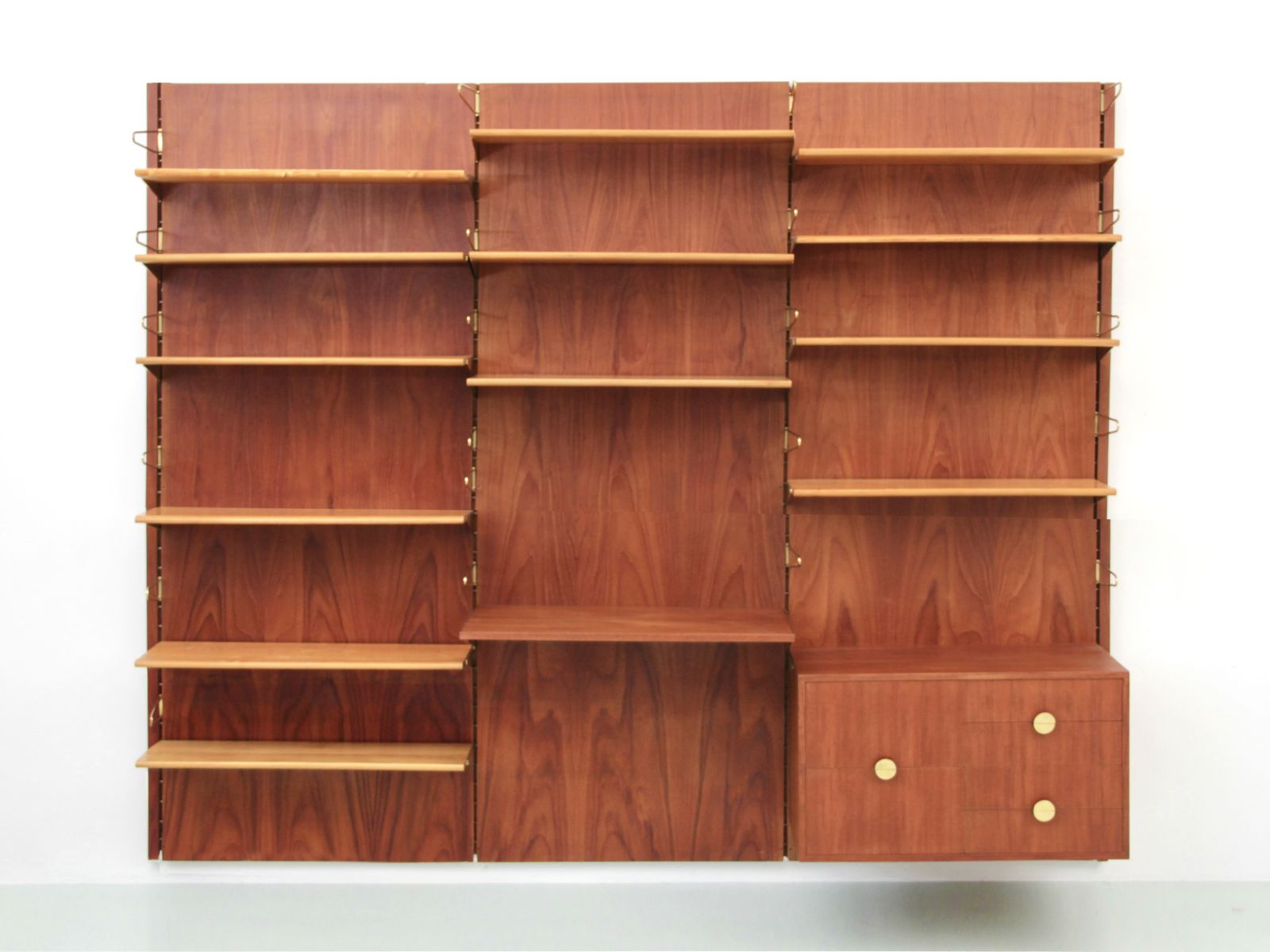 Mid Century Modern Modular Shelving System Bo71 In Teak By Finn Juhl