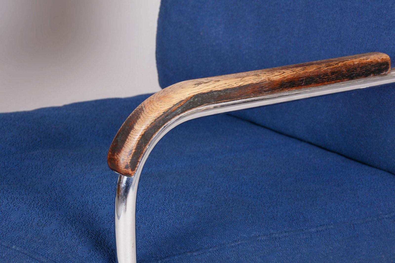 photo buy Original Bauhaus Pair Of Armchairs, Chrome Plated Steel, Switzerland, 1930s