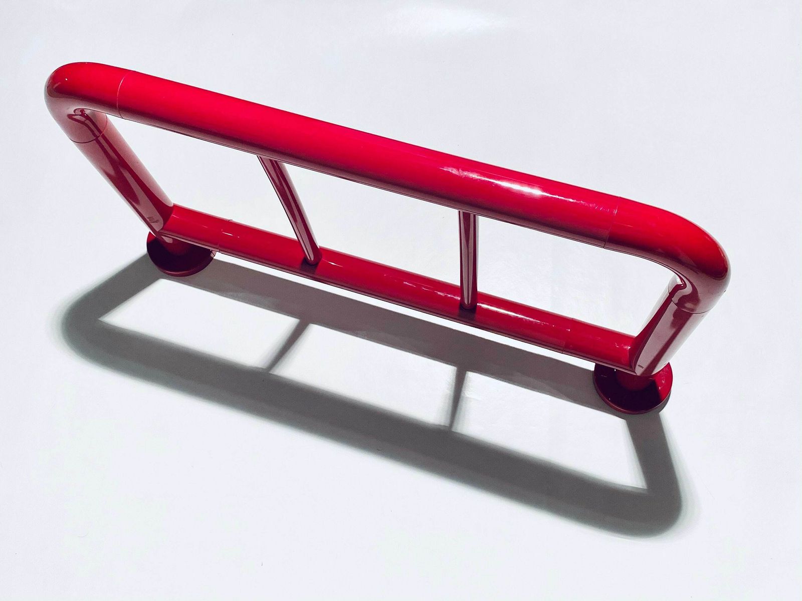 Hewi Rare Wall Clothes Rack Shelf Red Plastic / 1980s Vintage Interior photo Furniture