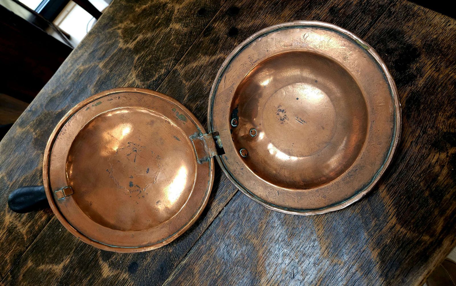 Antique Copper Bed Warmer Made By De Klerk, S.Africa photo for sale