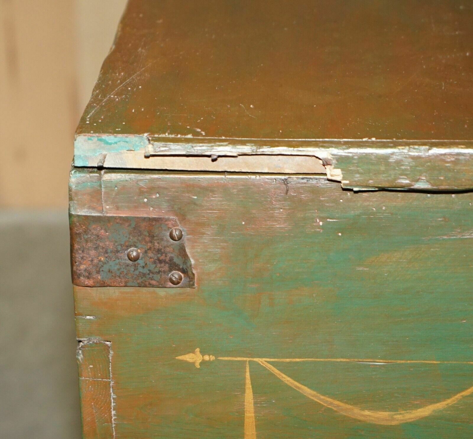 photo vinterior 1860 Italian Original Paint Extra Large Storage Trunk Or Chest Cherub Paintings