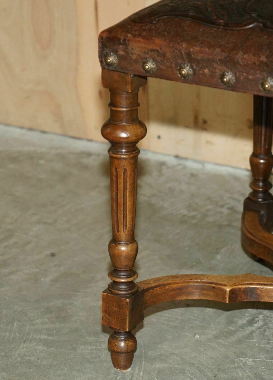 photo buy Lovely Set Of 6 Henry II Circa 1880 French Oak & Embossed Leather Dining Chairs