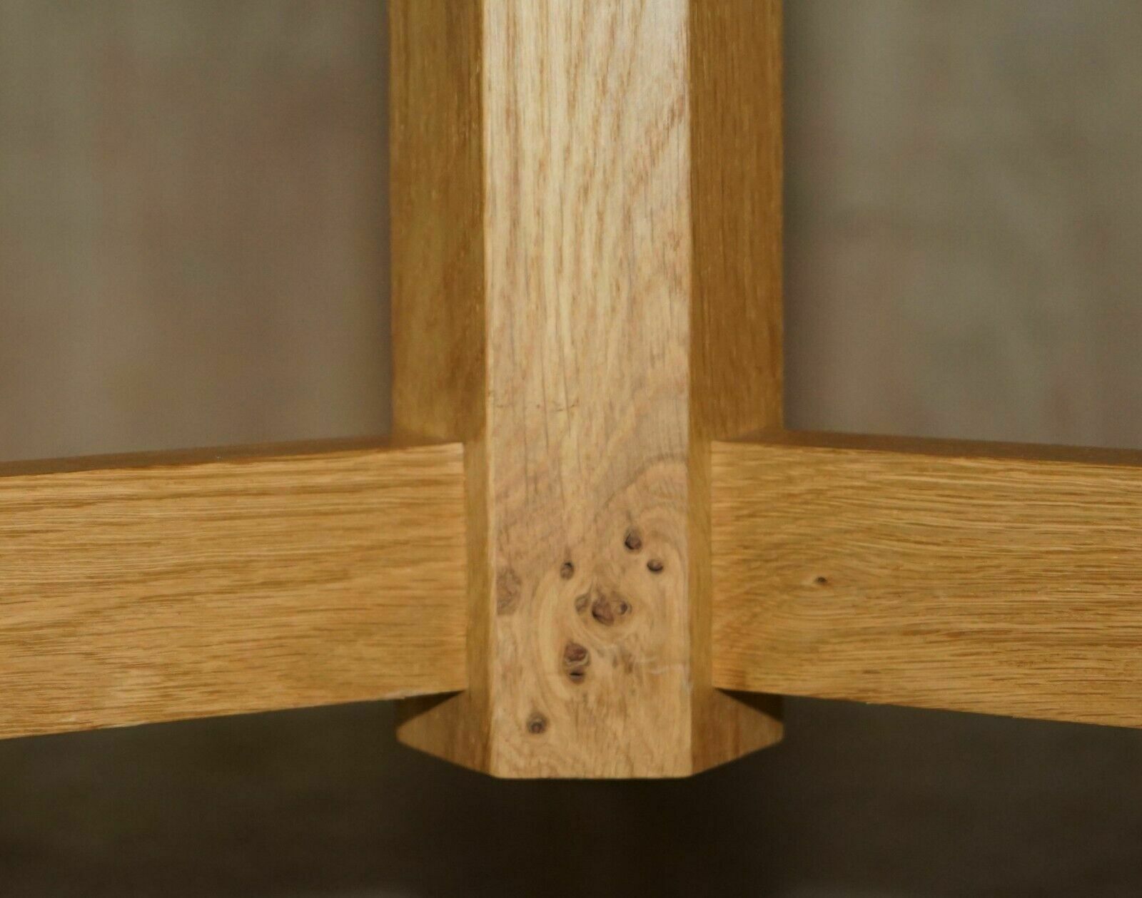 photo buy Stunning Large 170cm Wide Pollard Pippy Burr Oak Round Dining Table Seats Eight