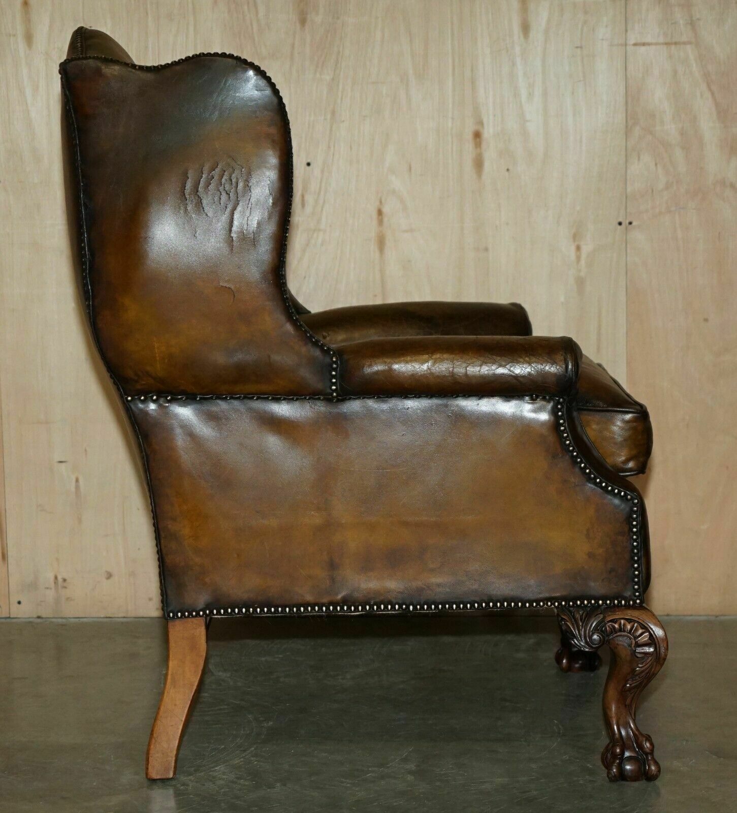 photo vintage Important Restored George II Period Circa 1760 Wingback Brown Leather Armchair