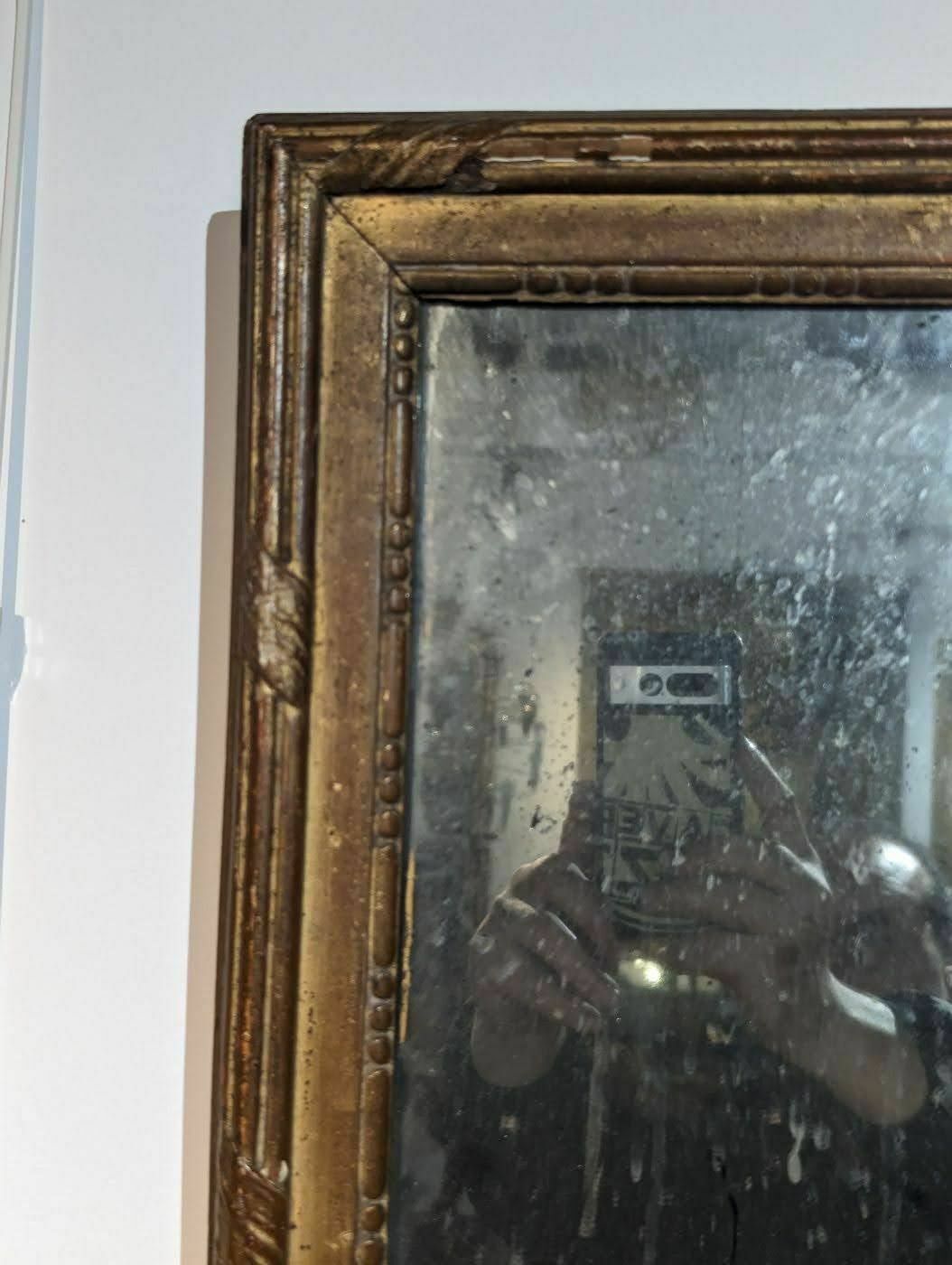 Small Louis XVI Period Mirror In Gilded Wood photo 374.0