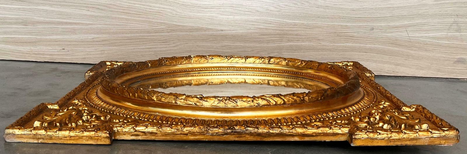 Miroir français rectangulaire en bois doré sculpté, XIXe siècle photo Décoration