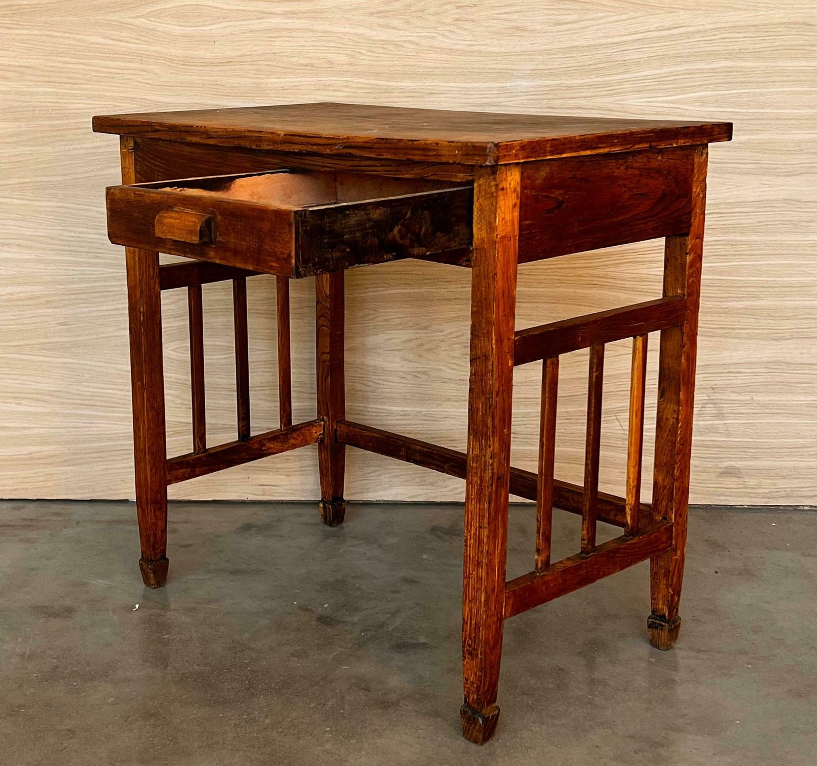 photo furniture Early 19th Century Folk Art Side Table Or Desk, Scandinavia