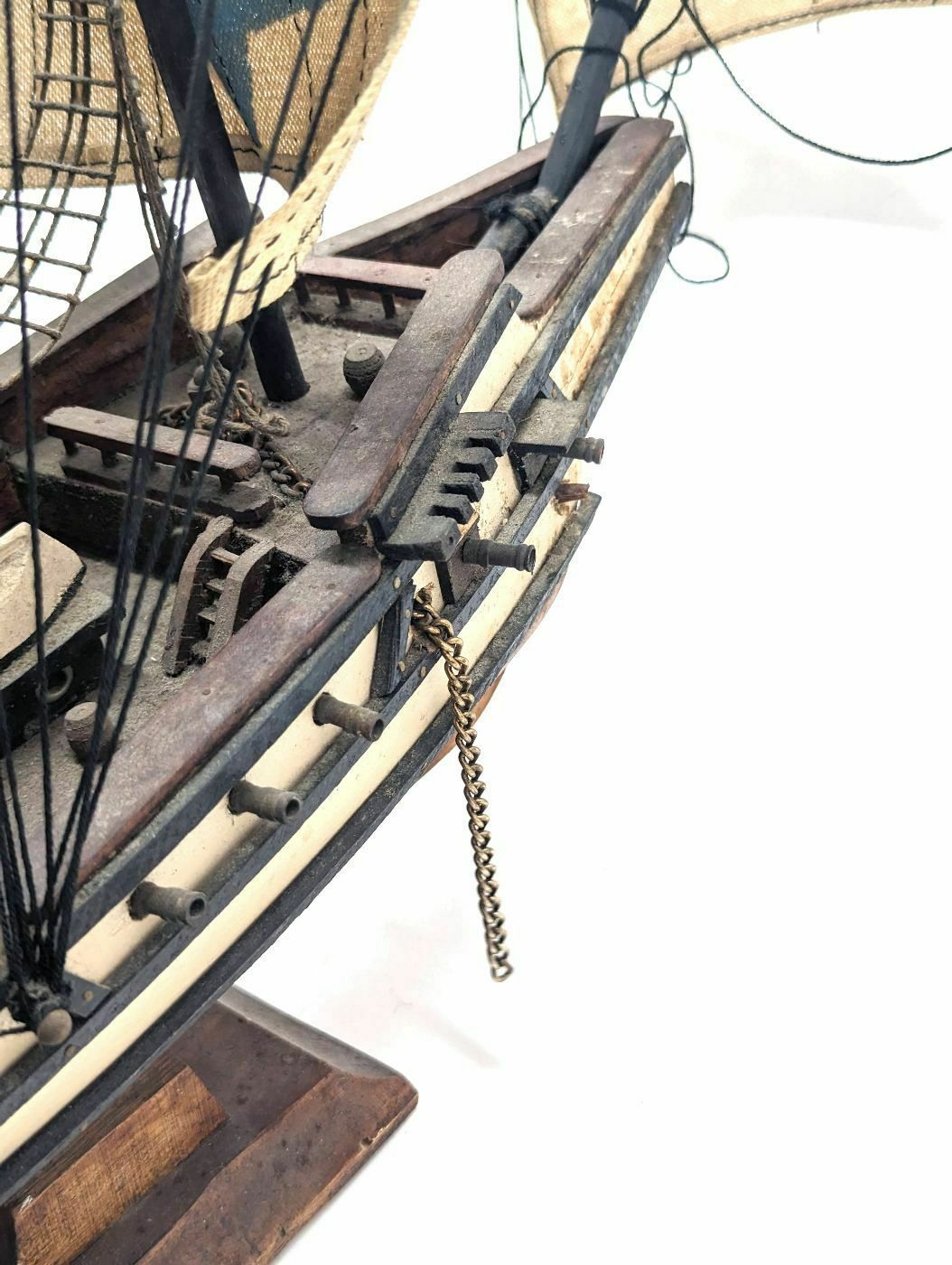 407.0 3 Mat Boat Model The Unicorn photo