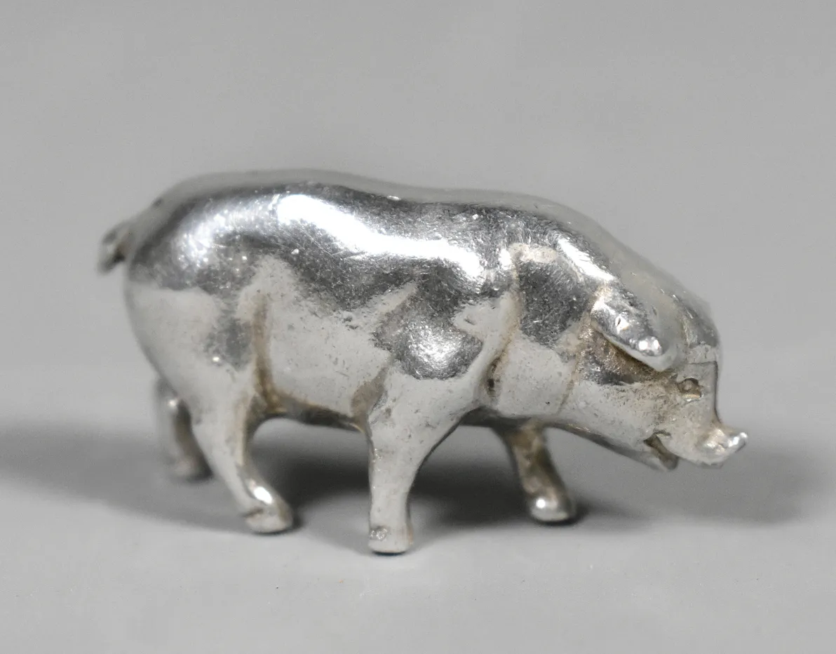 photo vinterior Collection Of Six Miniature Silver Pigs & Wild Boar