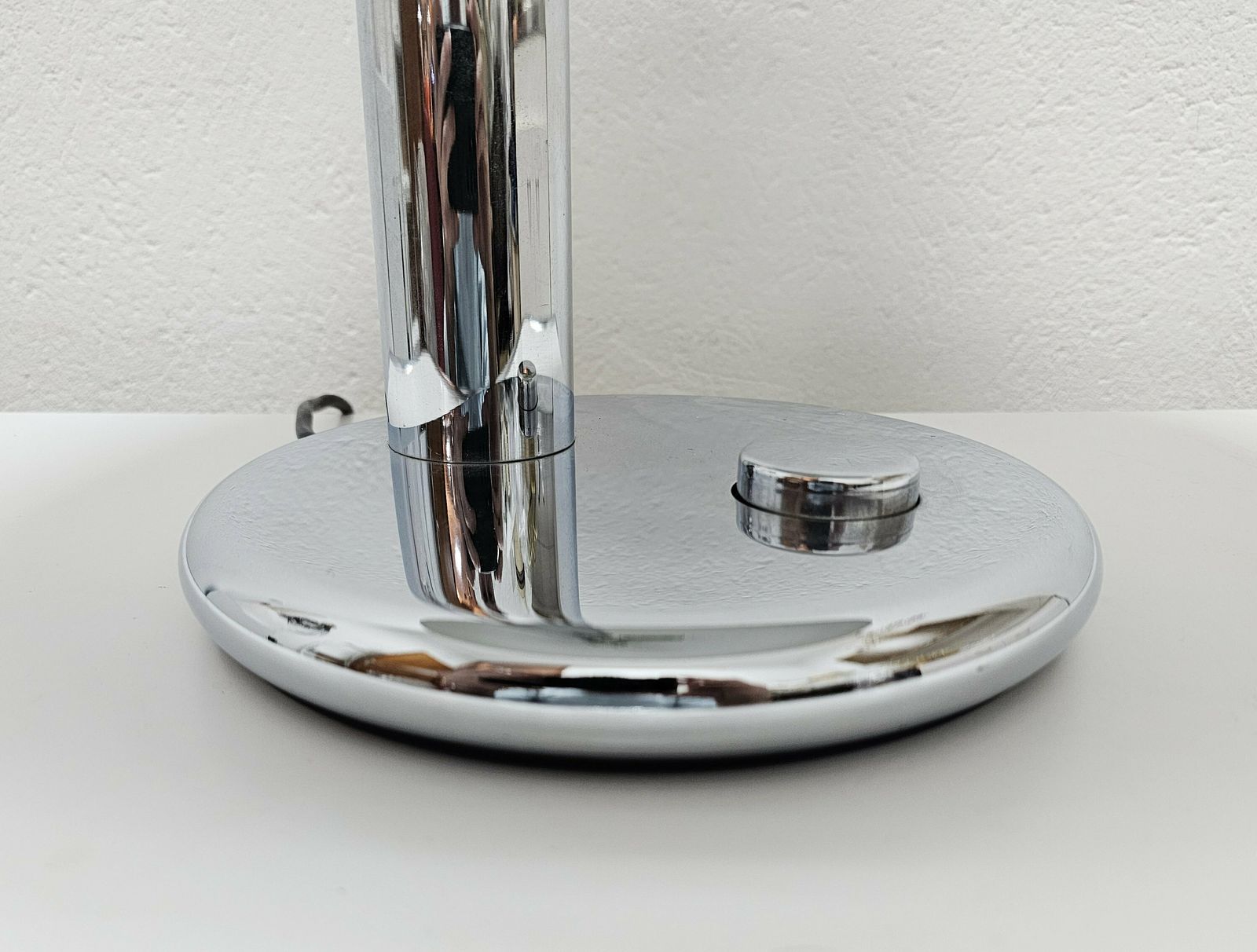 Bauhaus Style Table Lamp Model 7603 Designed By Heinz Pfaender For Hillebrand // Made In Germany In 1967 photo 1400.0