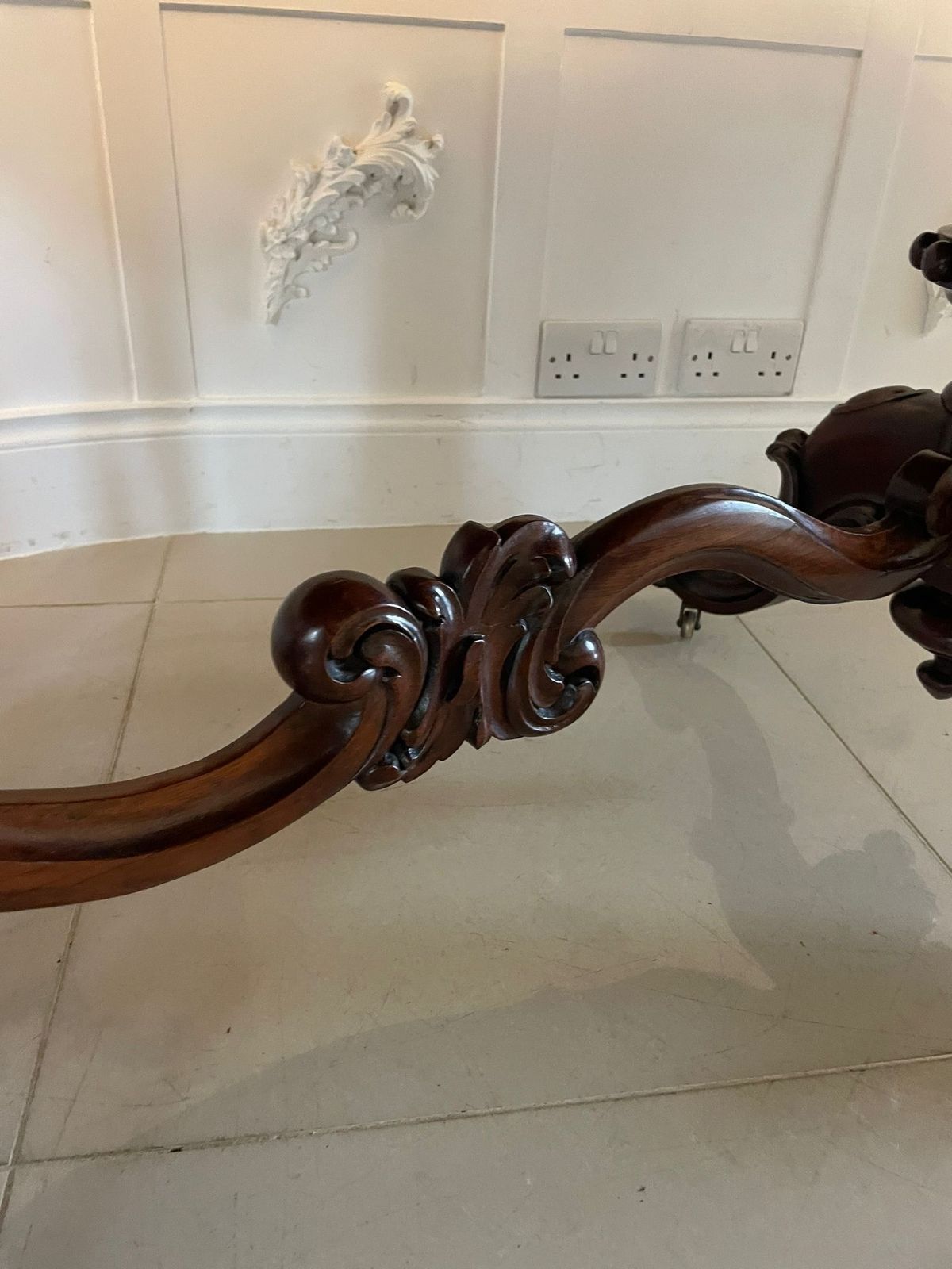 Outstanding Quality Large Antique 19th Century Rosewood Dining Table photo vinterior