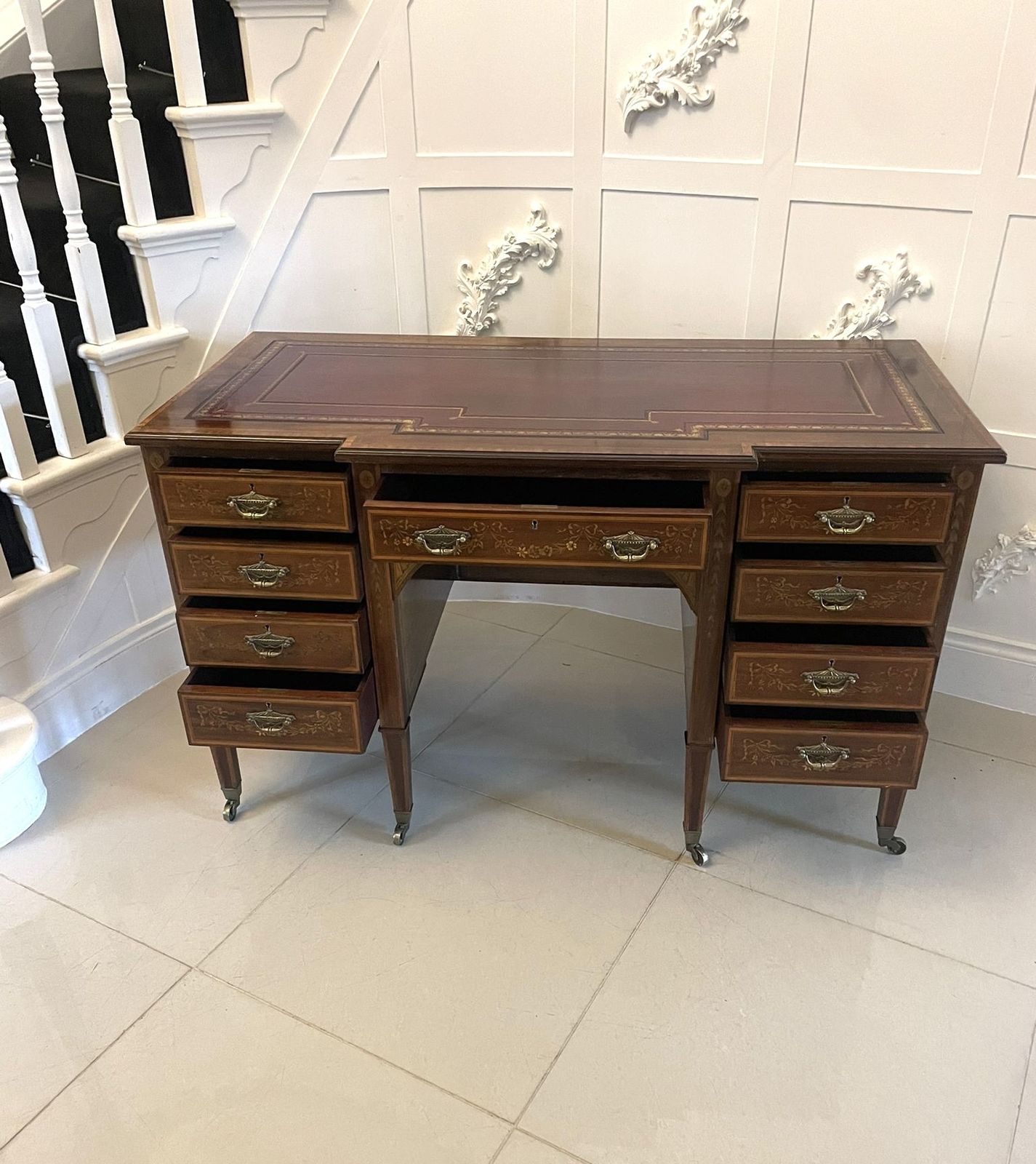 Outstanding Quality Antique 19th Century Mahogany Inlaid Kneehole Desk By Edwards And Roberts photo for sale