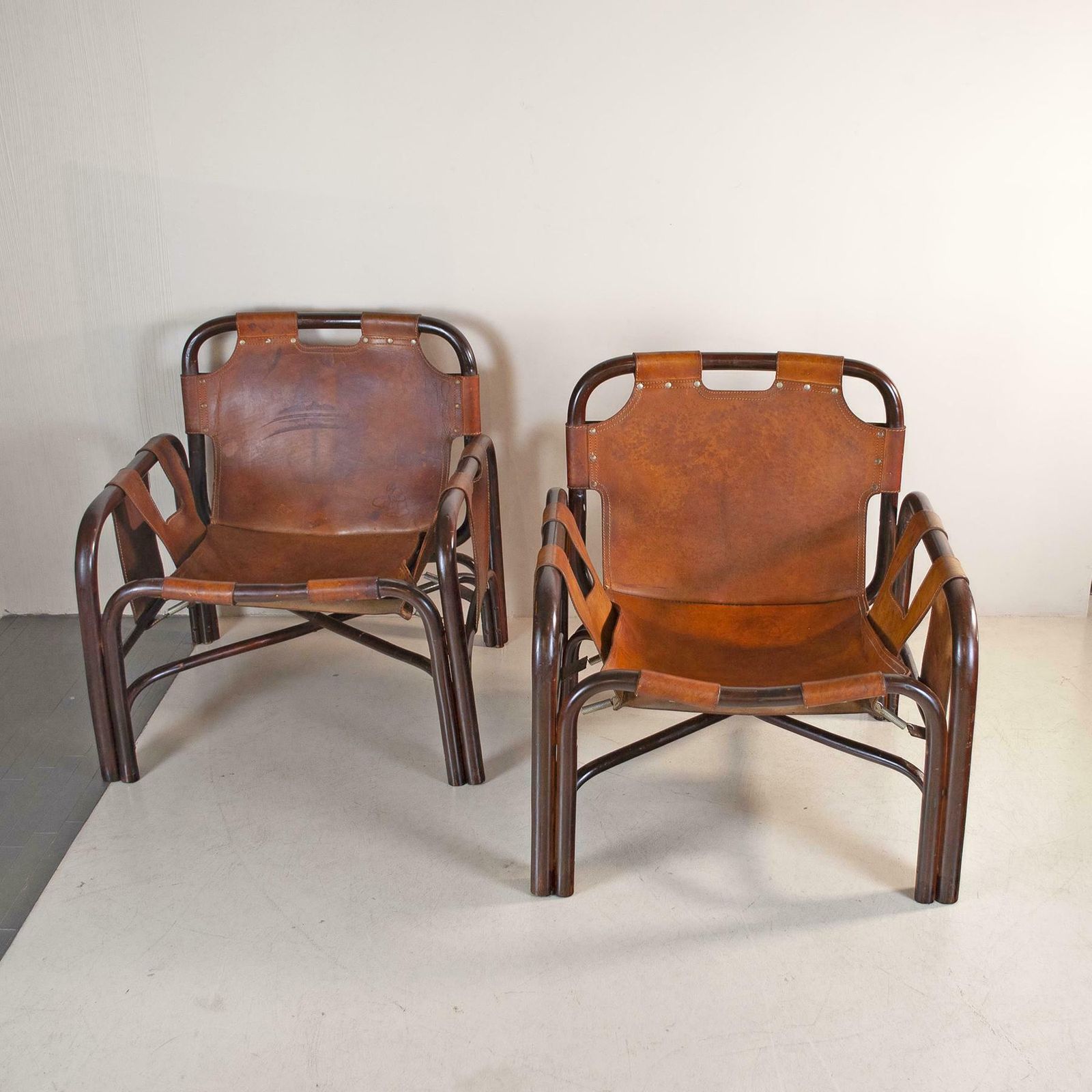 photo furniture Tito Agnoli Set Of Two Bamboo Cane Armchairs 1960s