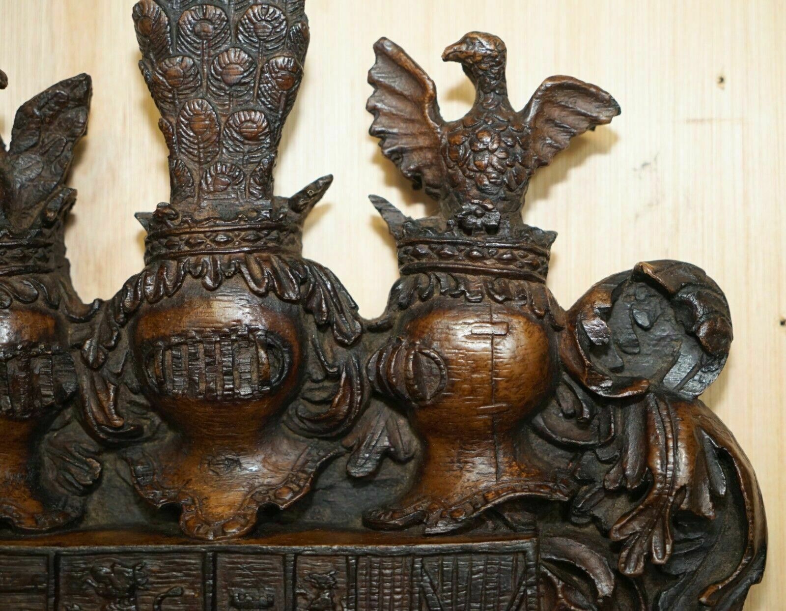 Antique Royal Hand Carved English Oak Armorial Coat Of Arms Crowns Eagles photo vinterior