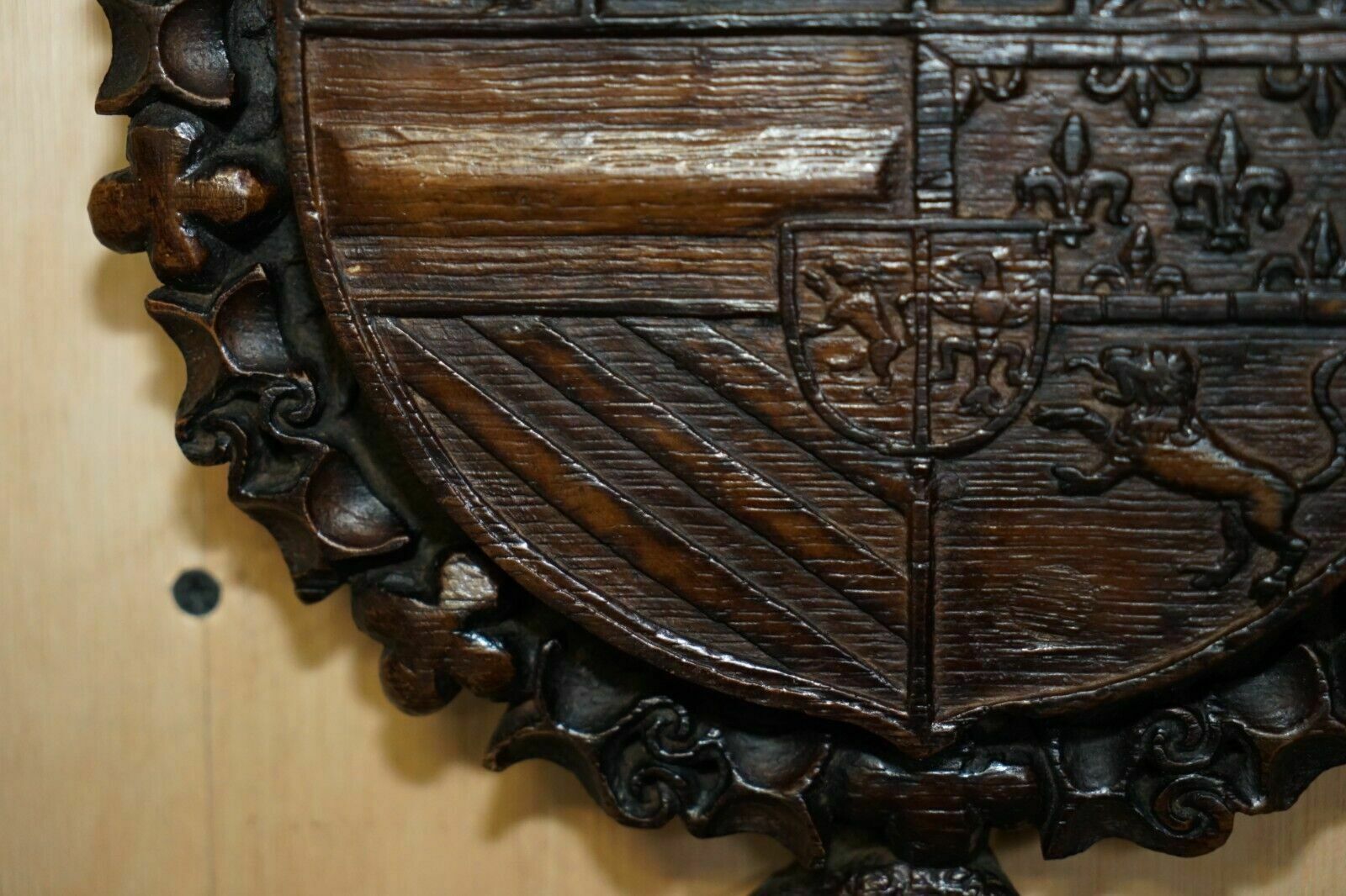 2950.0 Antique Royal Hand Carved English Oak Armorial Coat Of Arms Crowns Eagles photo