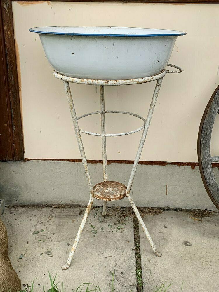 Hungarian Iron Wash Stand Or Garden Planter, 1940s, Set Of 2