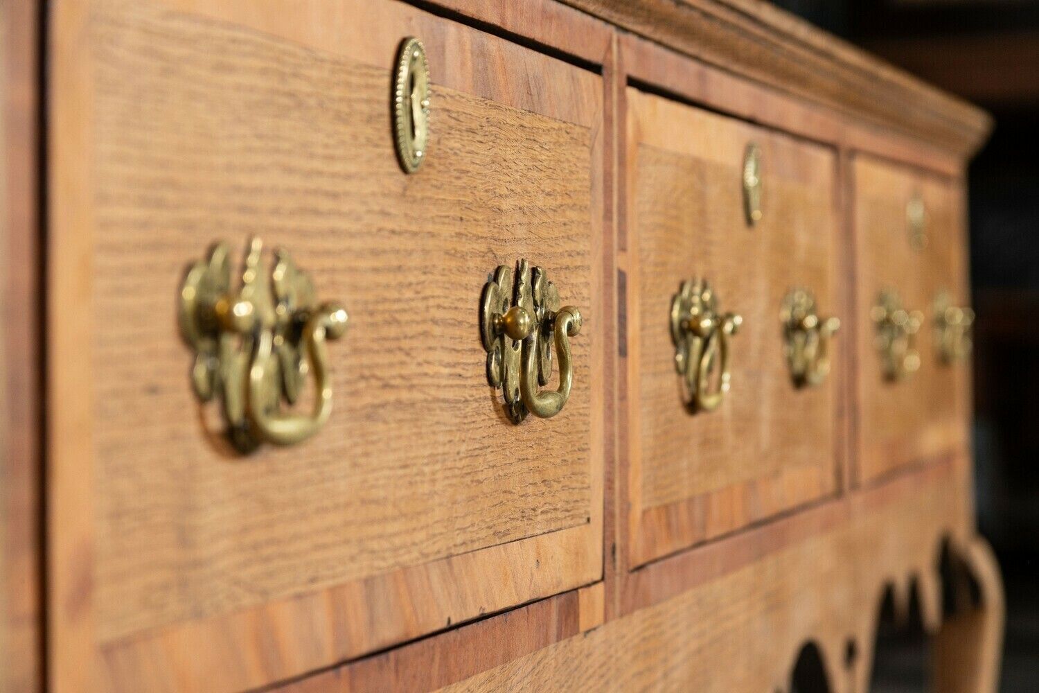 photo furniture Large 19thc Oak Dresser Base, 1800s