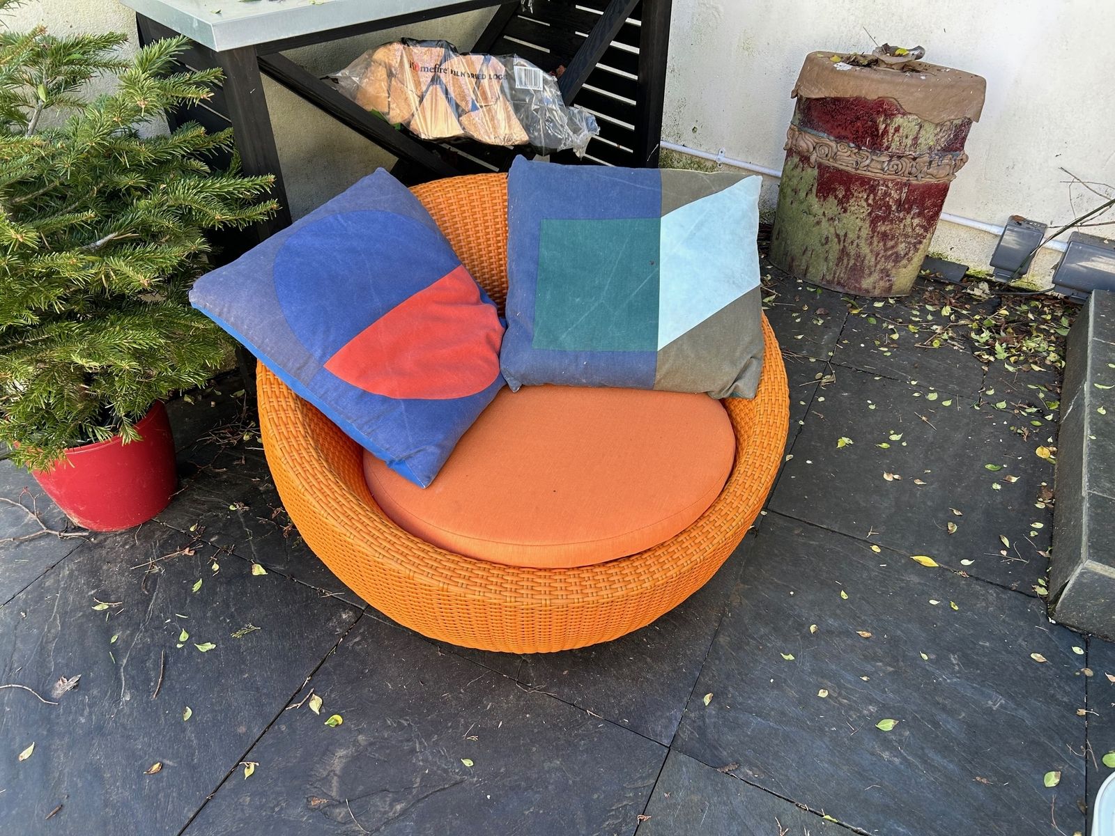 Designer Italian Garden Furniture.  Good Condition photo for sale
