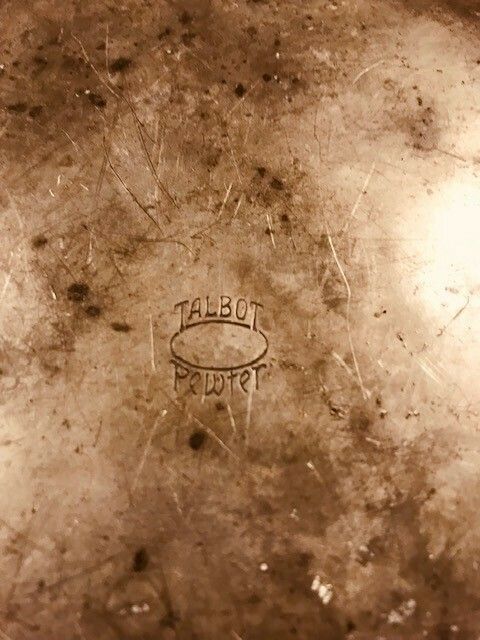 An Early C20 Hammered Pewter Tazza In The Art Nouveau Style photo for sale