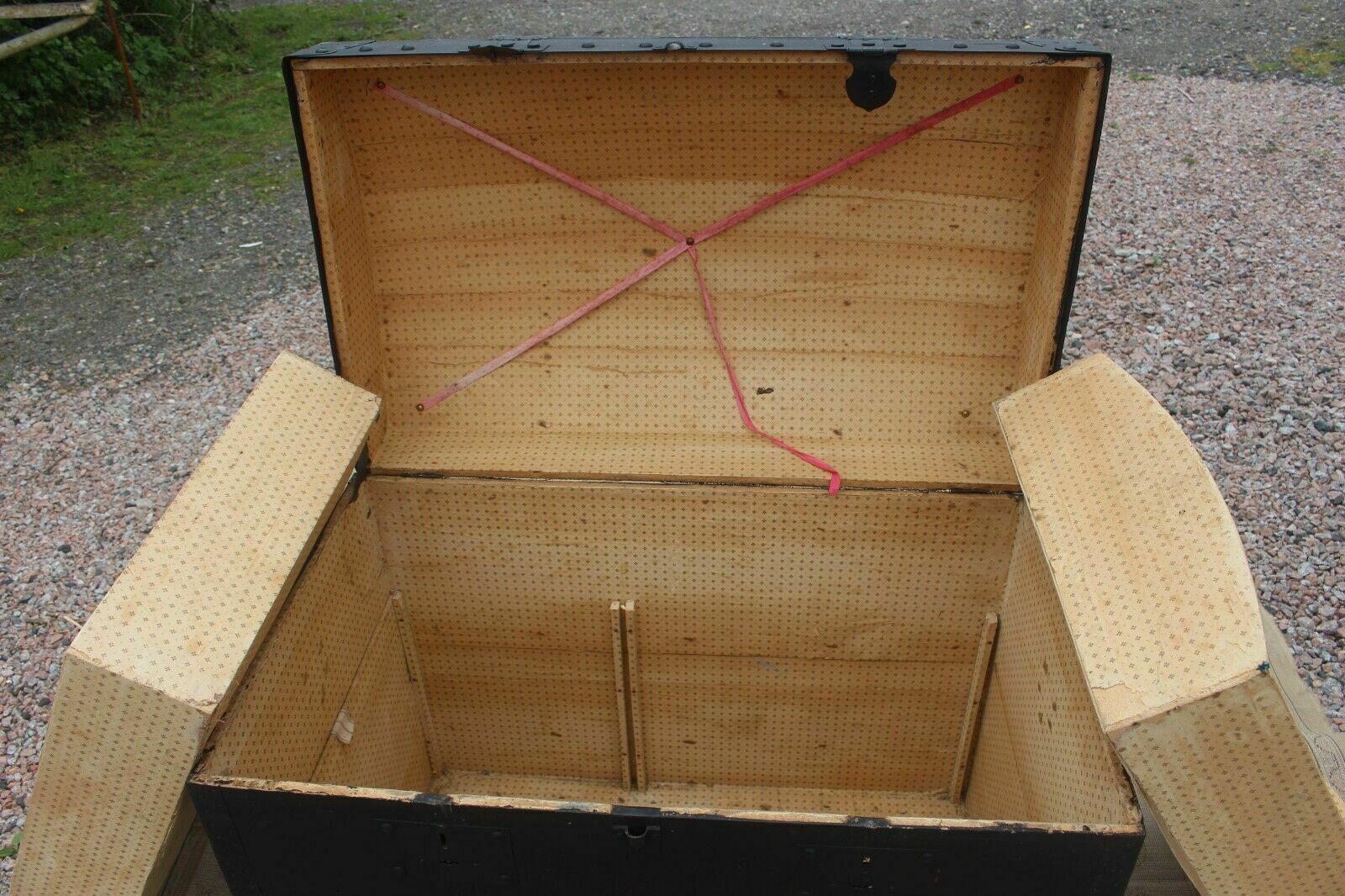 photo furniture Antique Vintage Steamer Pirate Chest Travel Trunk Wooden Banded Domed Storage