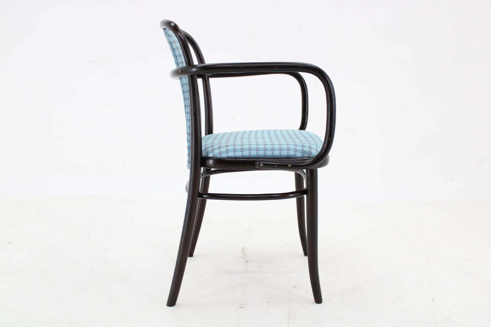 1970s Beech Bentwood Chair By Ton, Czechoslovakia photo Furniture