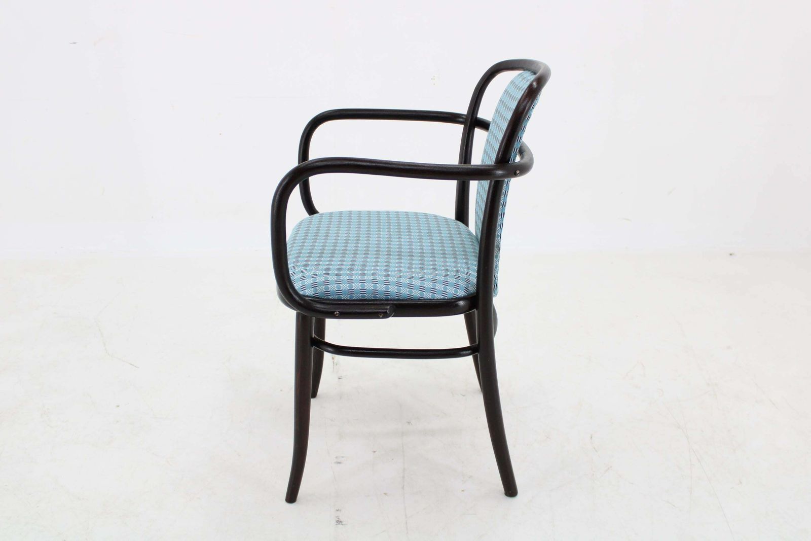 1970s Beech Bentwood Chair By Ton, Czechoslovakia photo vintage