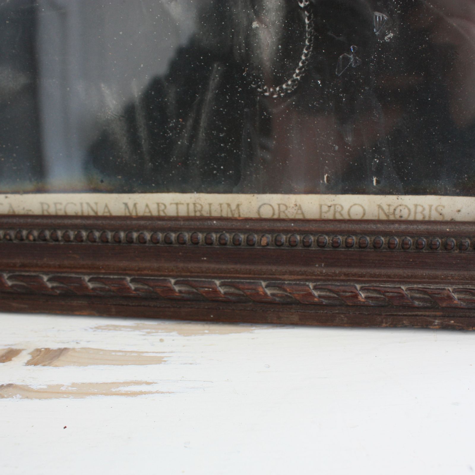 French Antique Wooden Framed Black And White Religious Print photo vinterior