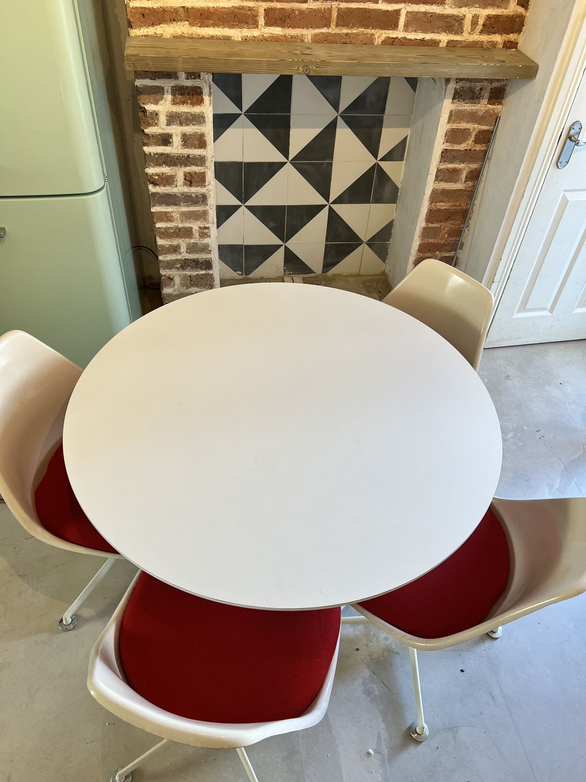 Original Arkana 115 Maurice Burke Dining Table & Chair Set photo Furniture