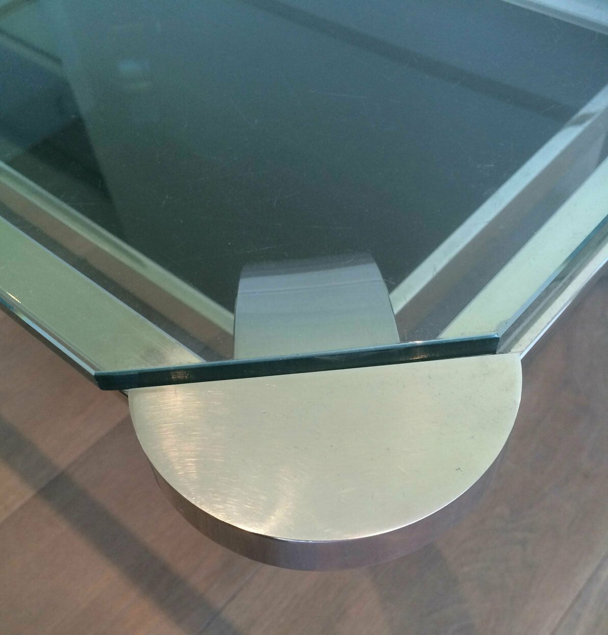 2450.0 Important Designer Coffee Table In Chrome And Glass Trays photo