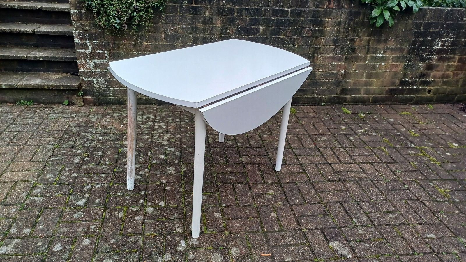 Classic Vintage Retro 70s Dining Kitchen Table White Formica Top And Wooden Legs. Legs Are Detachable For Access. 'Dinette'. Drop Leaf.