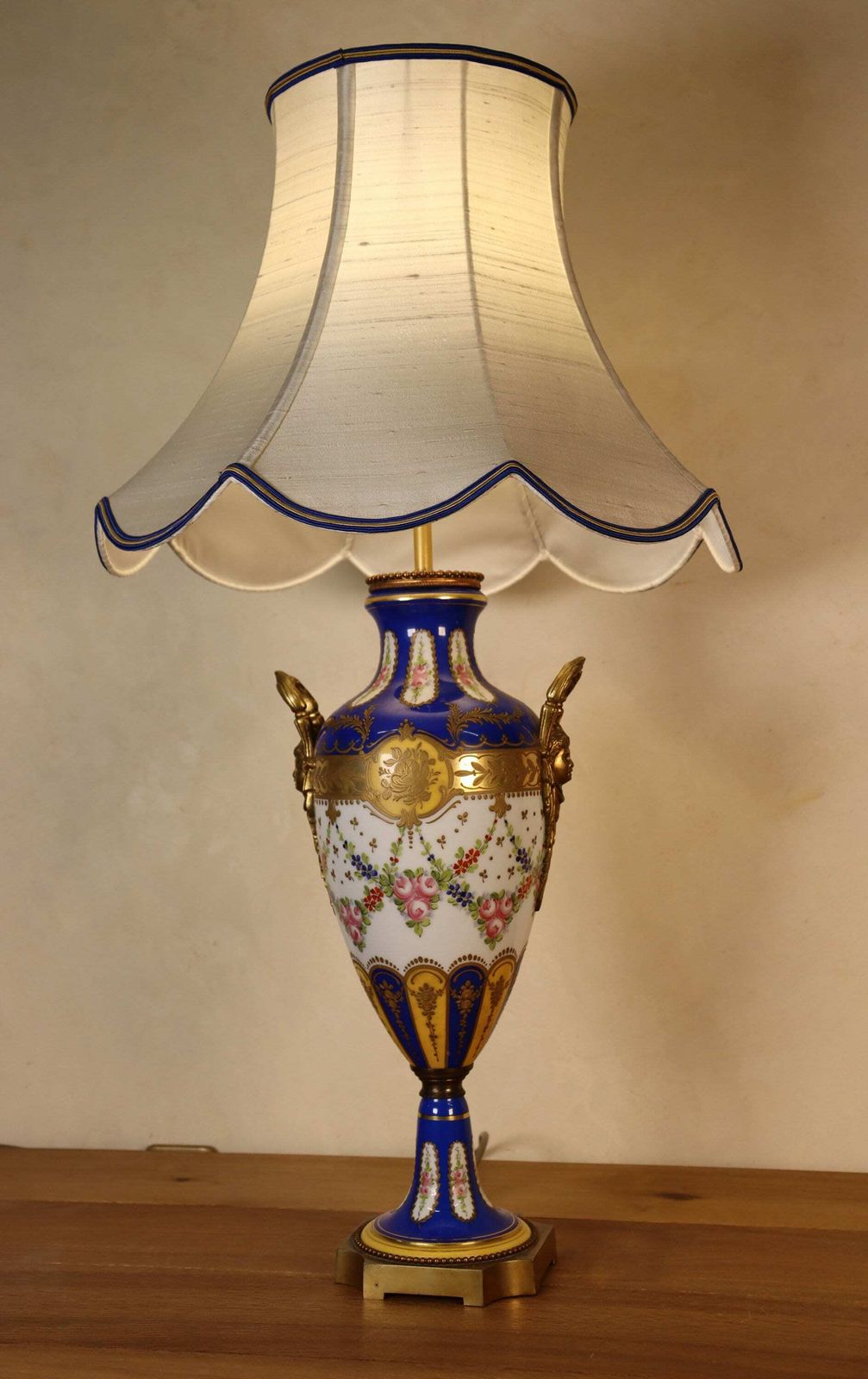 Napoleon III French Porcelain Table Lamp Attr. To J.T.P. Paris (St.168) photo vintage