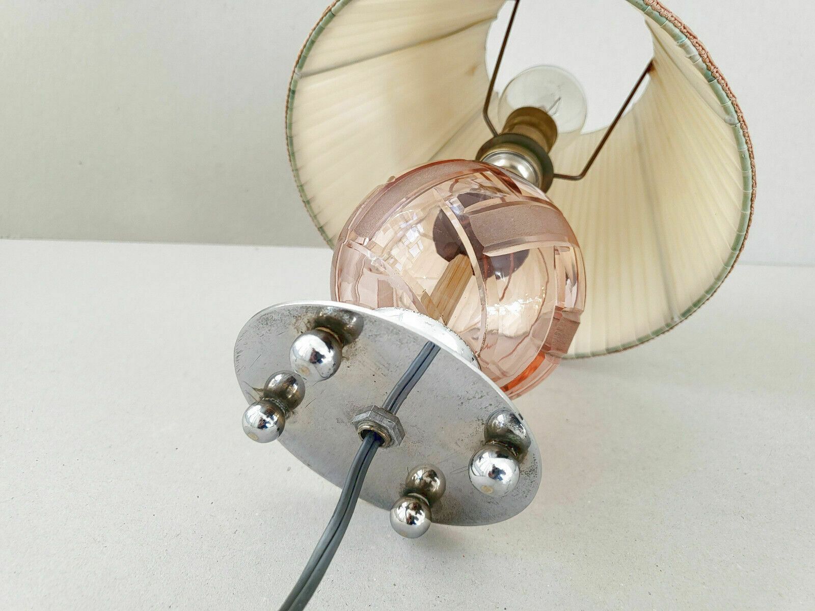 Vintage 1950 Art Deco Style Chrome & Pink Glass Table Lamp 50s 1950s photo vinterior