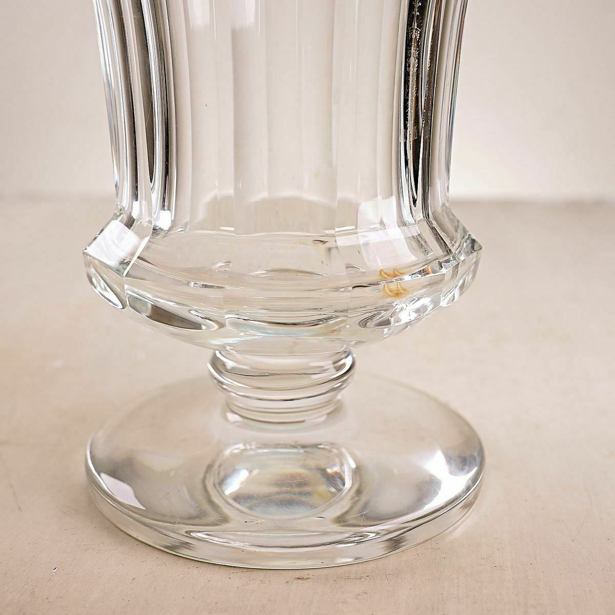 70s Centerpiece In Cut Glass, 1970s photo furniture