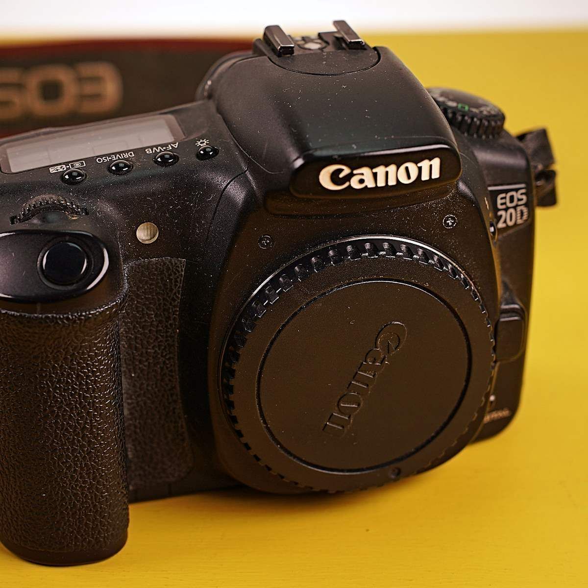 Canon Eos 20 D Digital Camera photo furniture