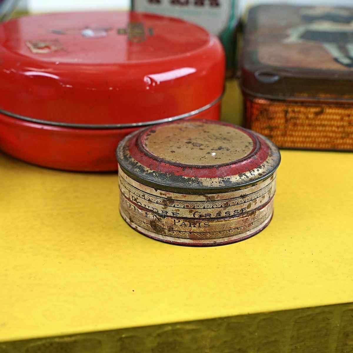 Set Van 9 Vintage Blikken Dozen photo Woonaccessoires