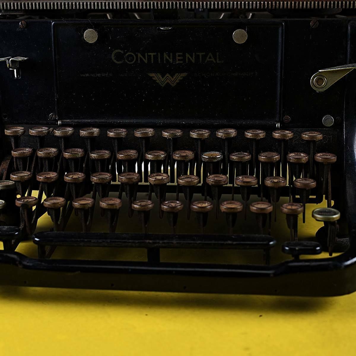 Vintage Typemachine, Continental photo furniture