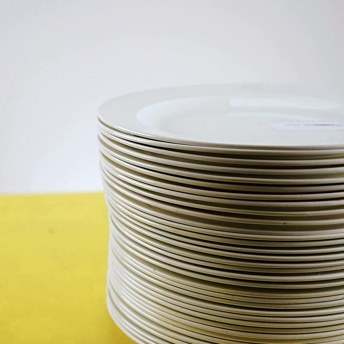 Lot Of 34 Vintage Dinner Plates, Wedgwood photo furniture