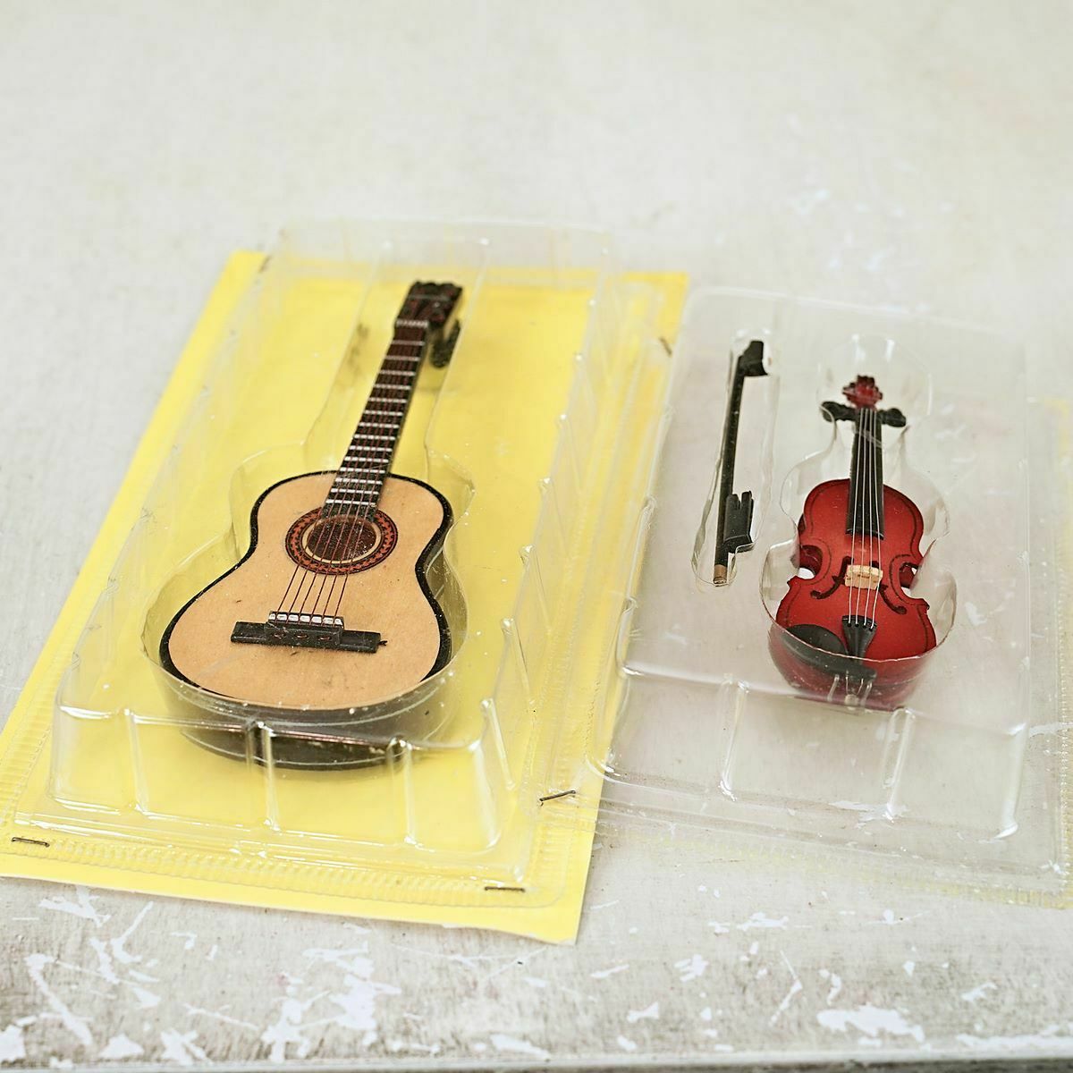Miniature Musical Instruments