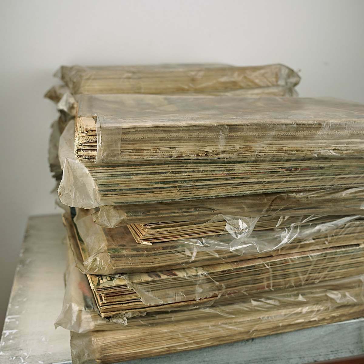 Lot Of 380+ Grand Hotel Magazines