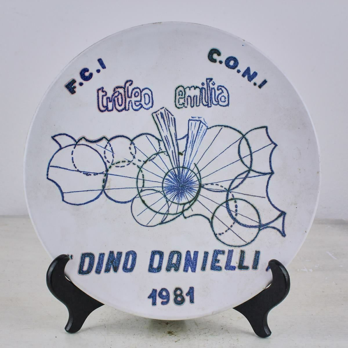 Glazed Ceramic Prize Plate Lega Faenza Fci Coni Emilia Dino Danielli Trophy 1981