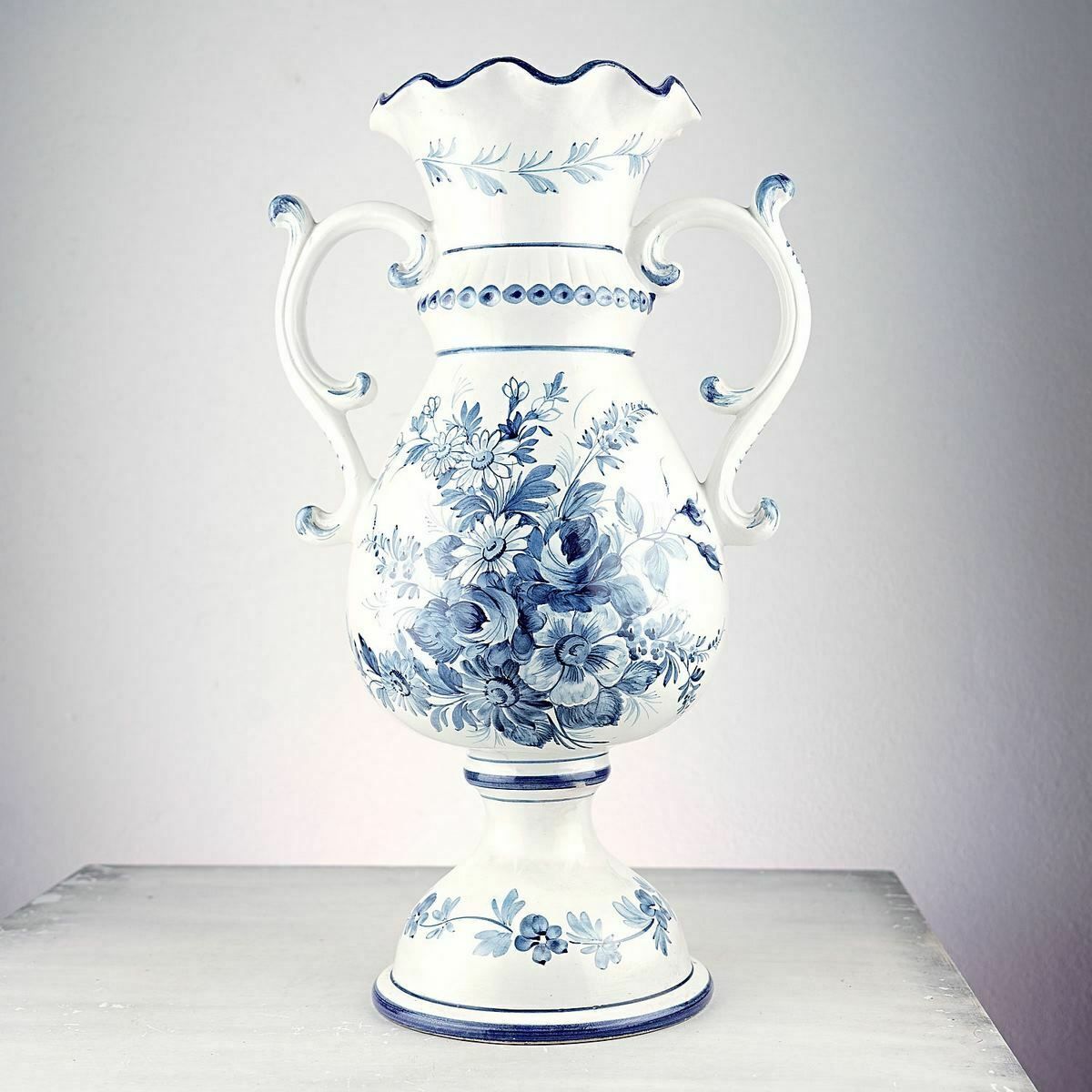 Large Ceramic Vase With Bassano Floral Motif photo Home Decor