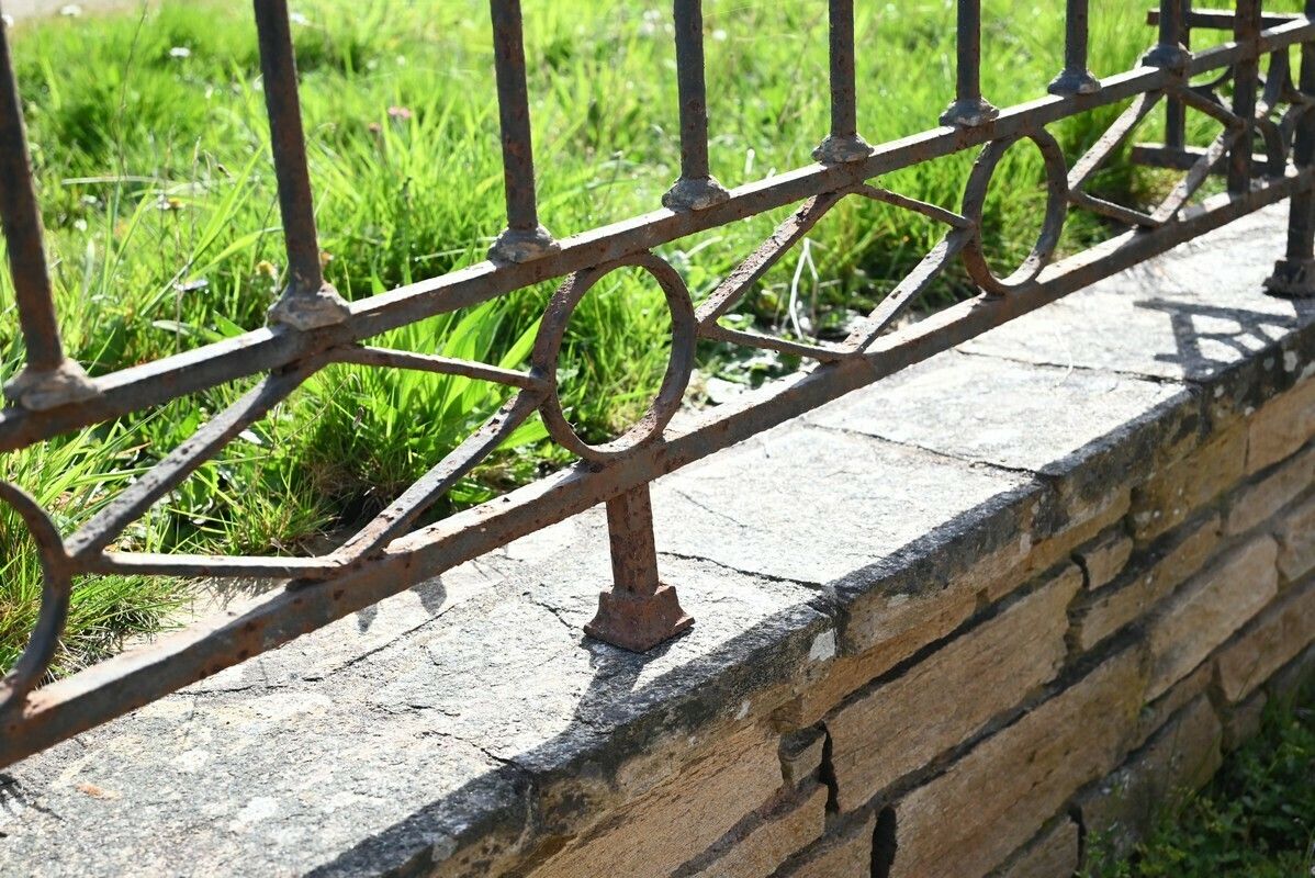 photo for sale Wrought Iron Window Railings – 2nd Part 18th Century