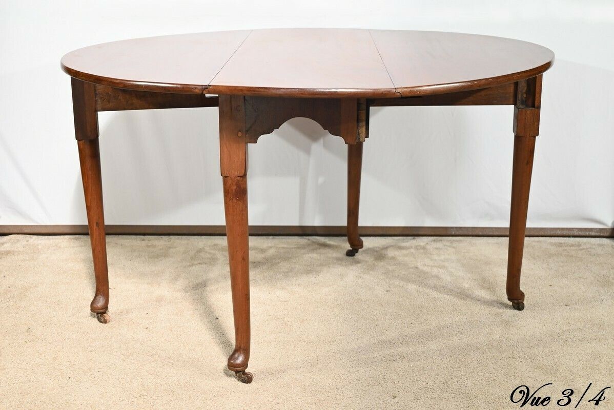 photo vinterior Oval Table 6 Place Settings In Mahogany, England – 1st Part 19th