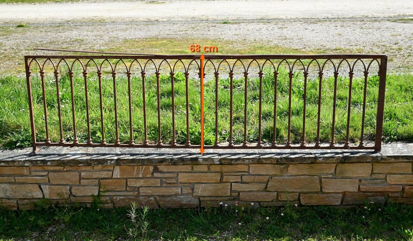 Home Fixtures Wrought Iron Choir Fence – 2nd Part 18th Century photo